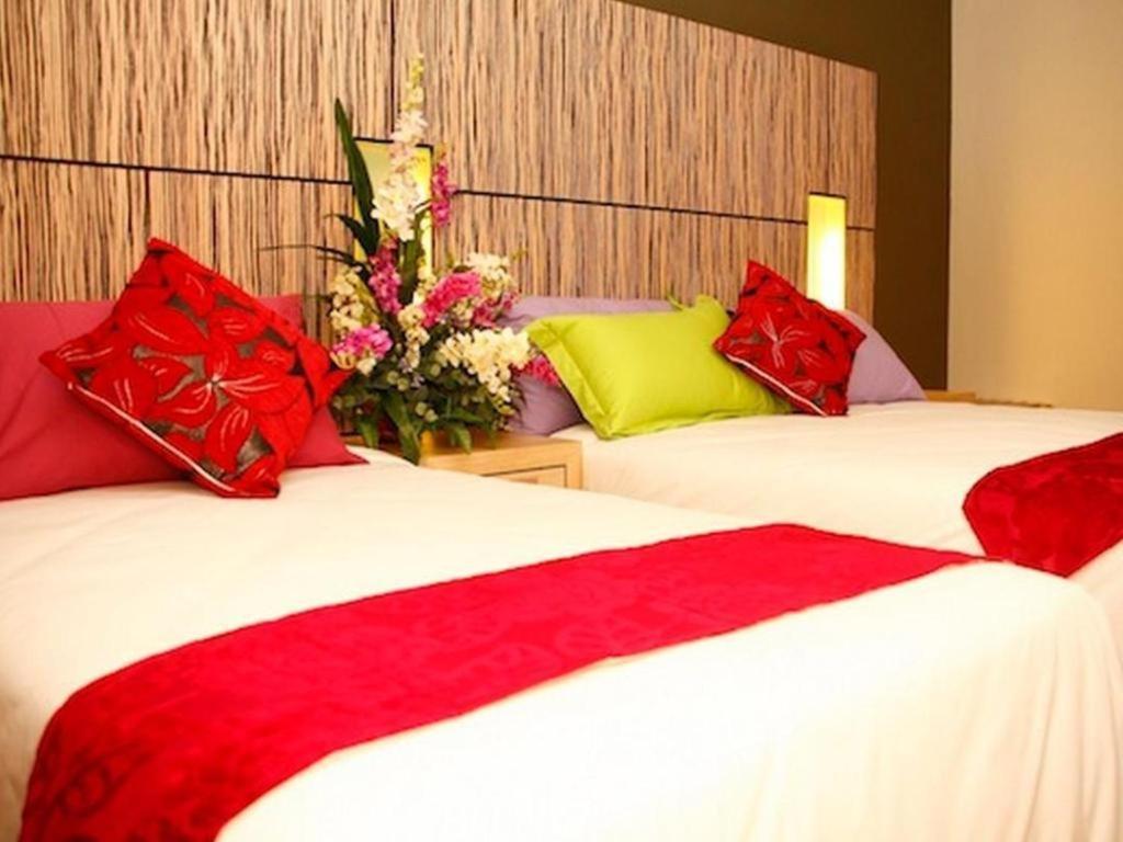 Grand Medallion Hotel Kuching Luaran gambar