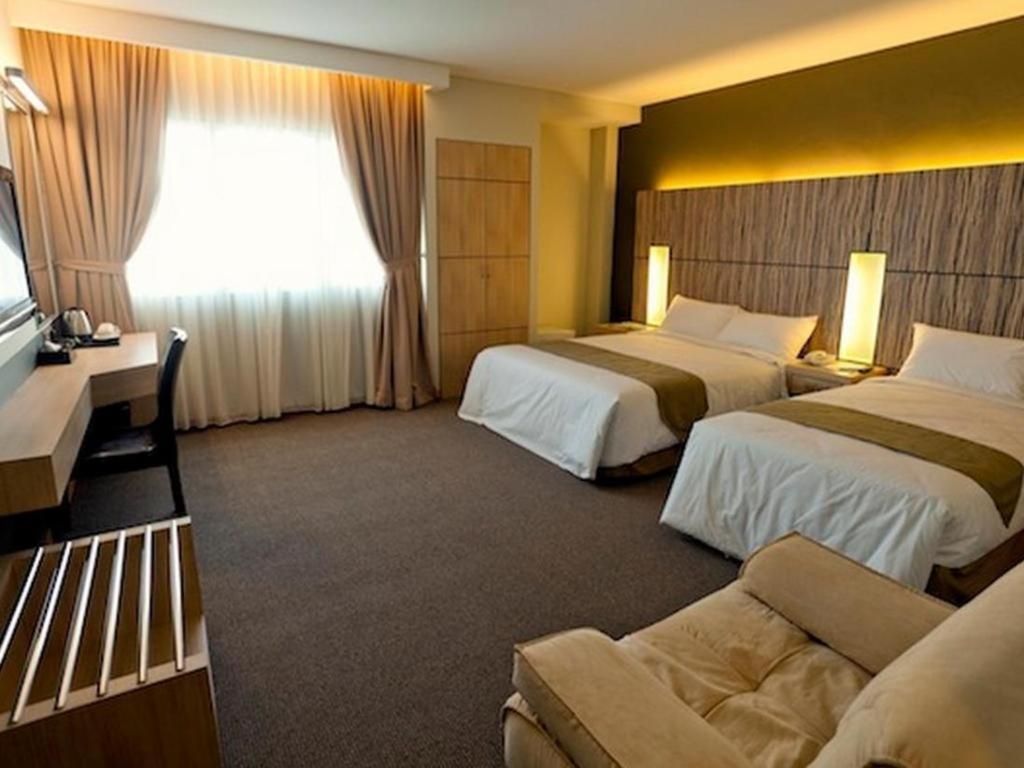 Grand Medallion Hotel Kuching Luaran gambar