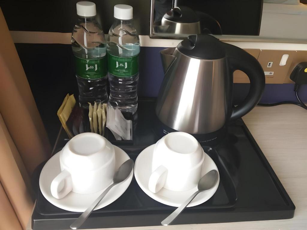 Grand Medallion Hotel Kuching Luaran gambar