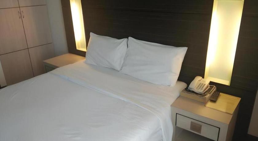 Grand Medallion Hotel Kuching Luaran gambar