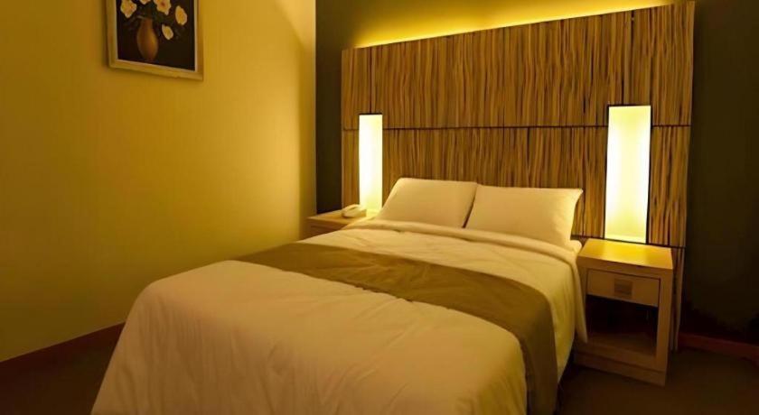 Grand Medallion Hotel Kuching Luaran gambar