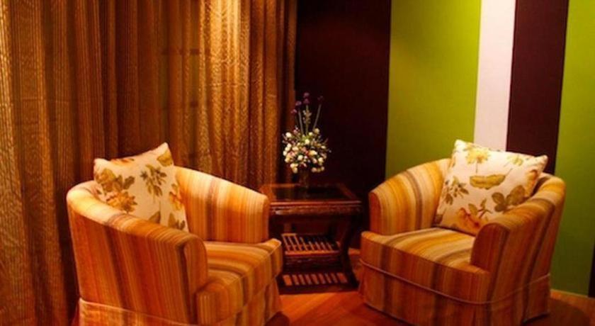 Grand Medallion Hotel Kuching Luaran gambar