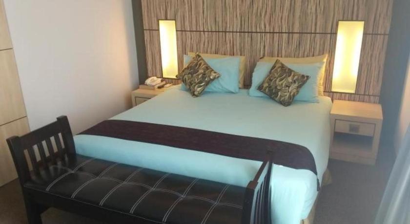 Grand Medallion Hotel Kuching Luaran gambar